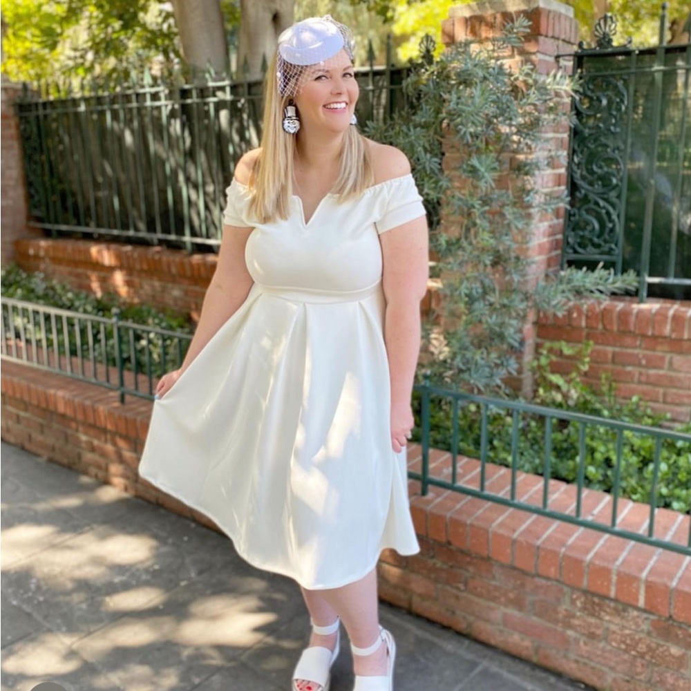 Elegant Off-Shoulder White Midi Dress